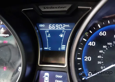 2013 Hyundai Veloster Turbo W/Black из США, поврежденный, VIN KMHTC6AE9DU149325